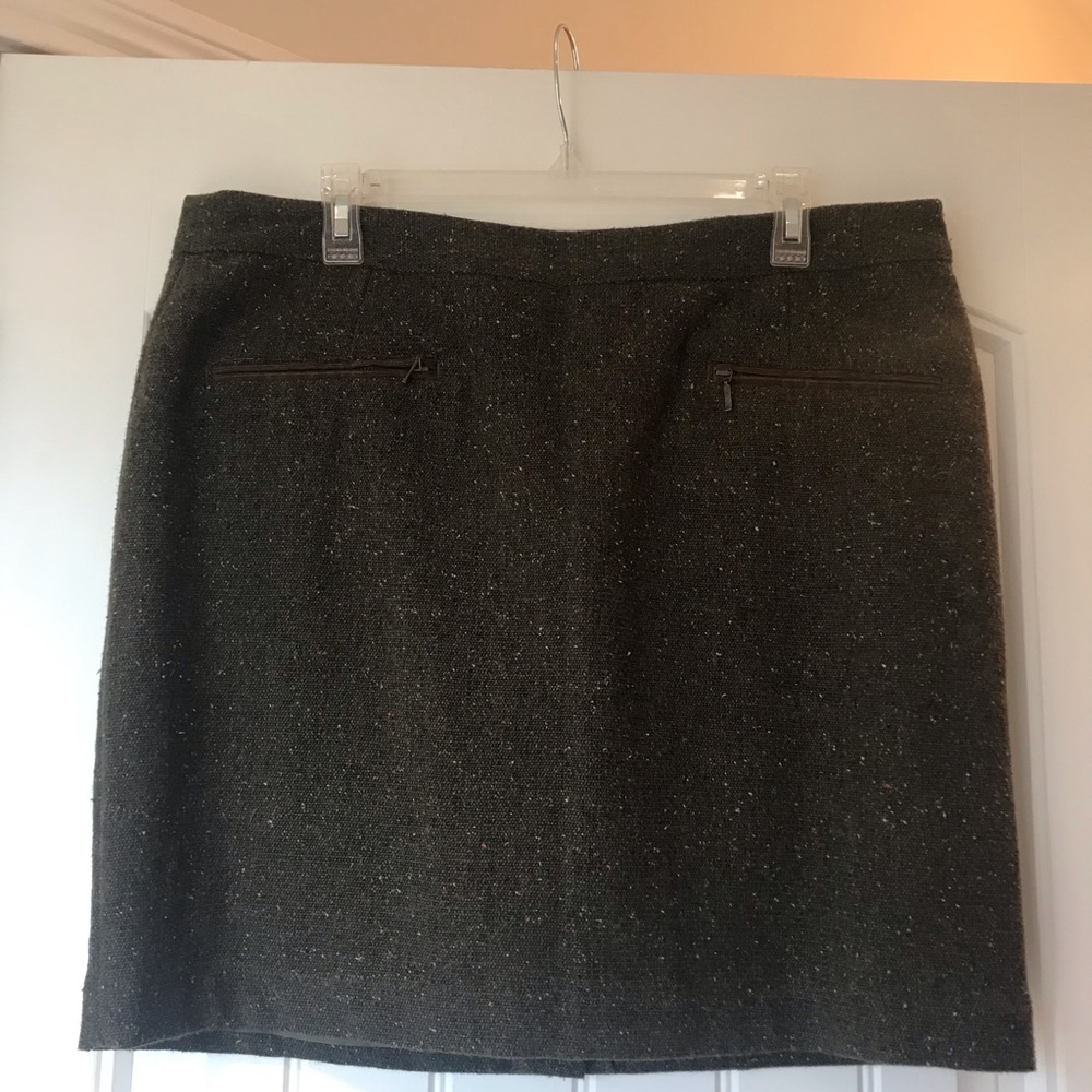 NWT Olive green tweed skirt